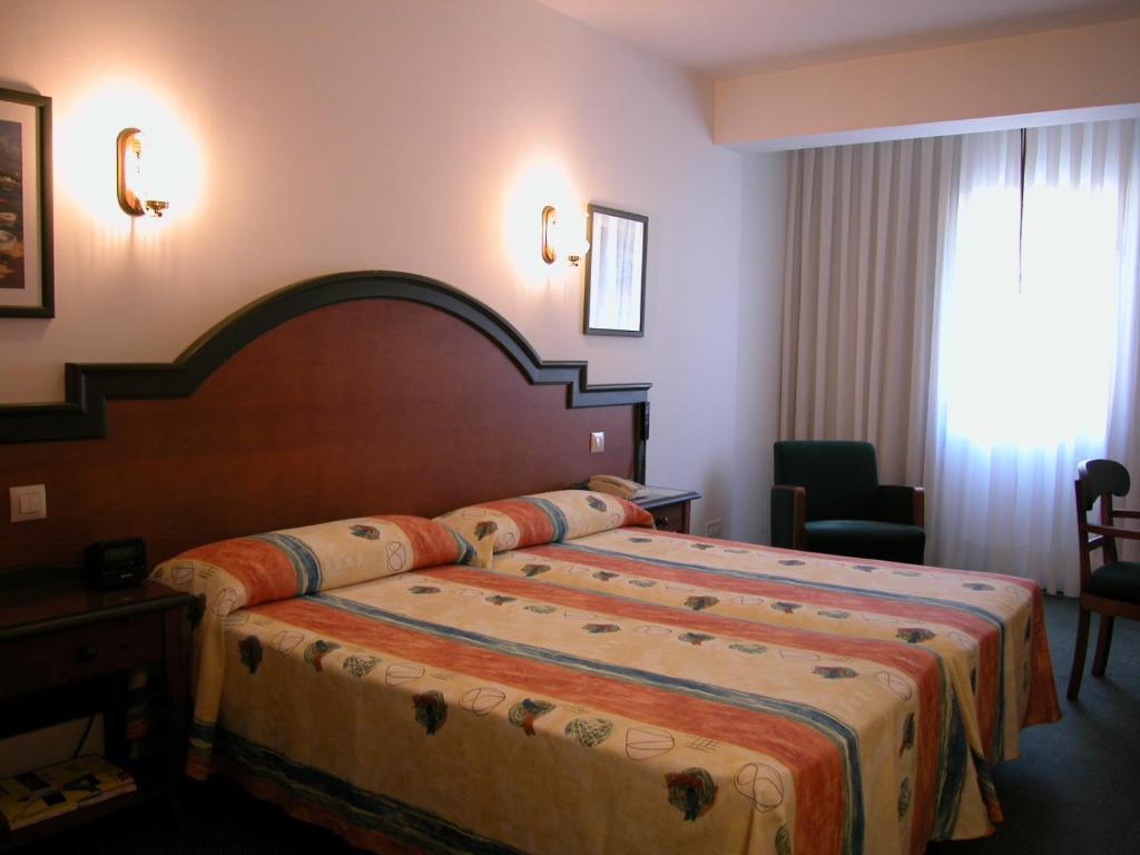 Hotel Touris Ardía Extérieur photo