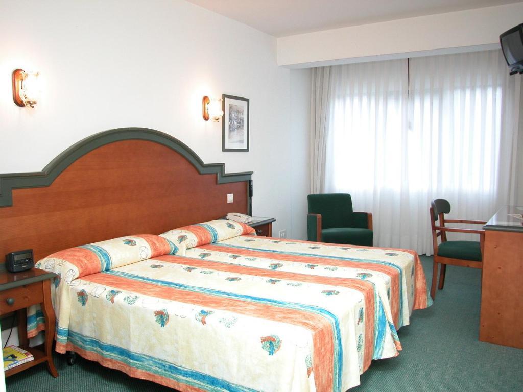 Hotel Touris Ardía Extérieur photo